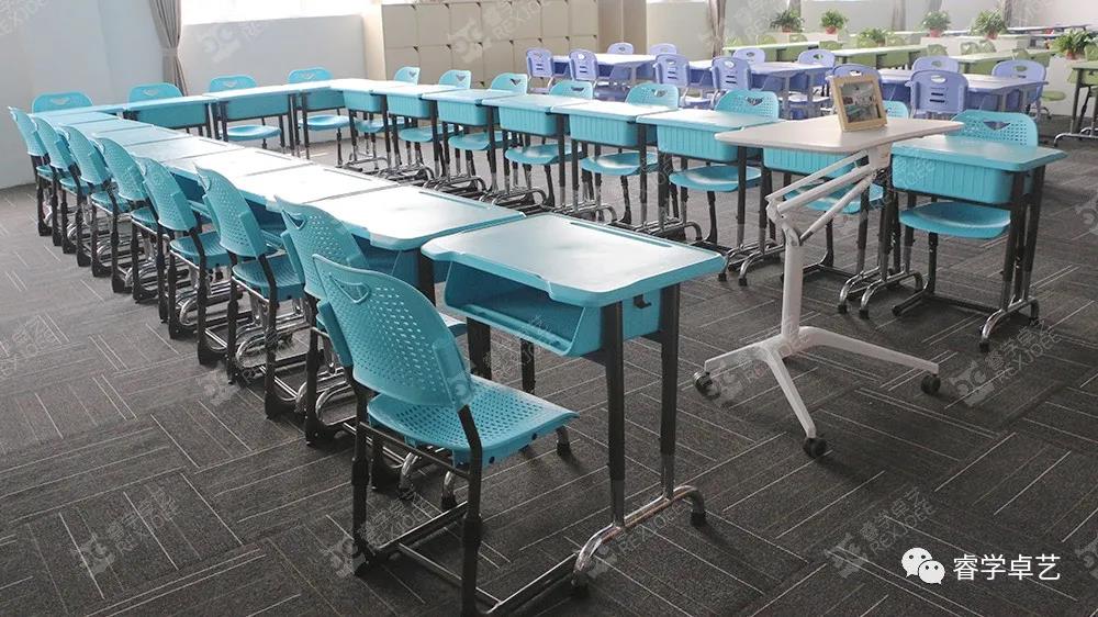 睿学卓艺课桌椅，打造灵活多变的学习空间