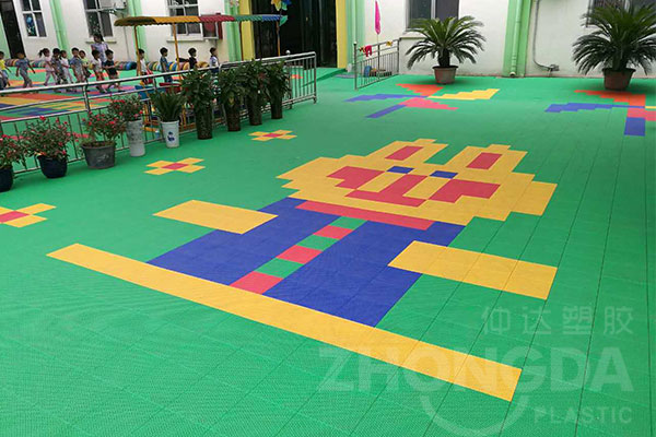 <strong>幼儿园悬浮地板，为儿童打造色彩生活乐园</strong>